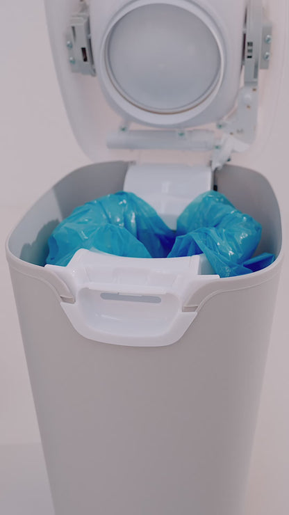DiaperChamp ONE Handsfree Medium (Mains libres) - Argent (10 SACS ÉCOLOGIQUES inclus gratuitement)